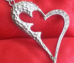 сребърен медальон сърце с циркони , снимка 1 - Колиета, медальони, синджири - 17306962