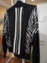 Къса жилетка в черно и бяло. Размер: М, L. Овърсайз., снимка 2