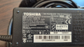 Оригинално зарядно за лаптоп Toshiba 15V 5A , снимка 1