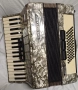 Акордеон 60баса WELTMEISTER Stela , снимка 2