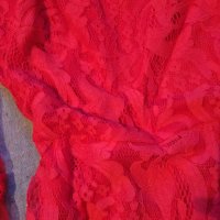 Елегантна червена дантелена рокля , снимка 8 - Рокли - 38035901