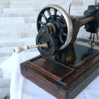Стара ръчна шевна машина - Singer - 1912 година, снимка 4 - Антикварни и старинни предмети - 35611304