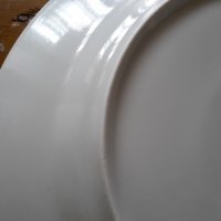 Голяма порцеланова чиния , снимка 8 - Чинии - 29721953