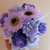 Лилав разкош със сапунени цветя, снимка 2 - Подаръци за жени - 40305250