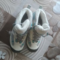 Adidas winter hiker, снимка 6 - Дамски боти - 39539171