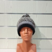 Нова зимна рошава шапка с пух/помпон, снимка 9 - Шапки - 35502463