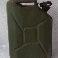 BAT  стара германска туба Бат, метал 10 литра, метал, метална, снимка 3 - Антикварни и старинни предмети - 37051929