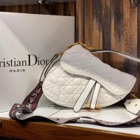 Чанта Christian Dior бяла, снимка 1 - Чанти - 29906816