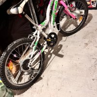 СПЕШНО! Детски велосипед с 6 скороси, снимка 1 - Велосипеди - 42239452