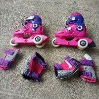 Детски ролери комплект с наколенки за момиче , снимка 3 - Ролери, кънки - 44463258