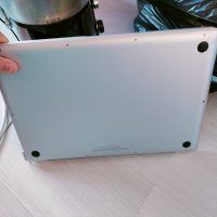 MacBook Pro , снимка 3 - Лаптопи за игри - 42532391