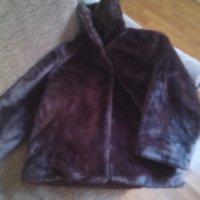 Красиво пухкаво палто, снимка 2 - Детски якета и елеци - 29982802