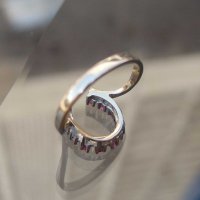 Златен пръстен 18к. 750 подкова рубини, снимка 4 - Пръстени - 29840363