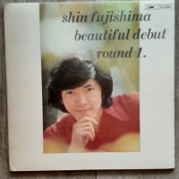 SHIN FUJISHIMA Японско издание 1973г Стил: SOFT ROCK Плочата е GATEFOLD , без ОБИ Състояние на винил, снимка 1 - Грамофонни плочи - 40772958