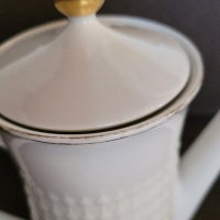 Порцеланови чайници с капаче! Състояние използвано като ново без забележки! , снимка 12 - Сервизи - 44693783