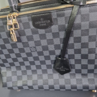 Дамска чанта Louise Vuitton , снимка 6 - Чанти - 44665133