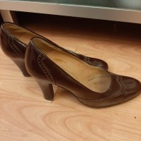 Дамски обувки винтидж, снимка 4 - Дамски обувки на ток - 31048547
