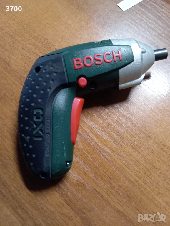 Bosch IXO - Акумулаторна отвертка, снимка 1