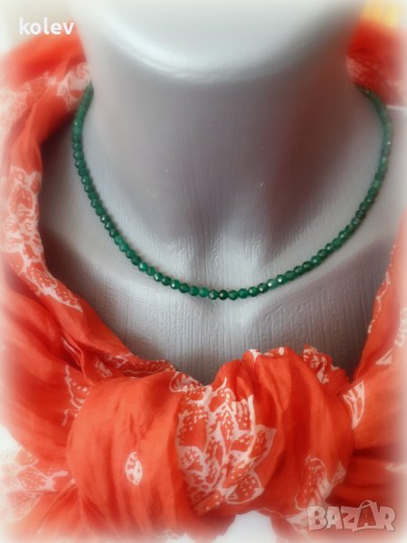 гердан от фасетирани мъниста изумрудено зелен халцедон, снимка 1