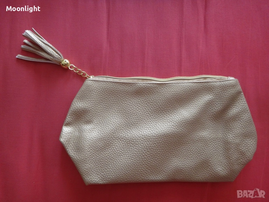 Нов тоалетен козметичен несесер в златно, снимка 1