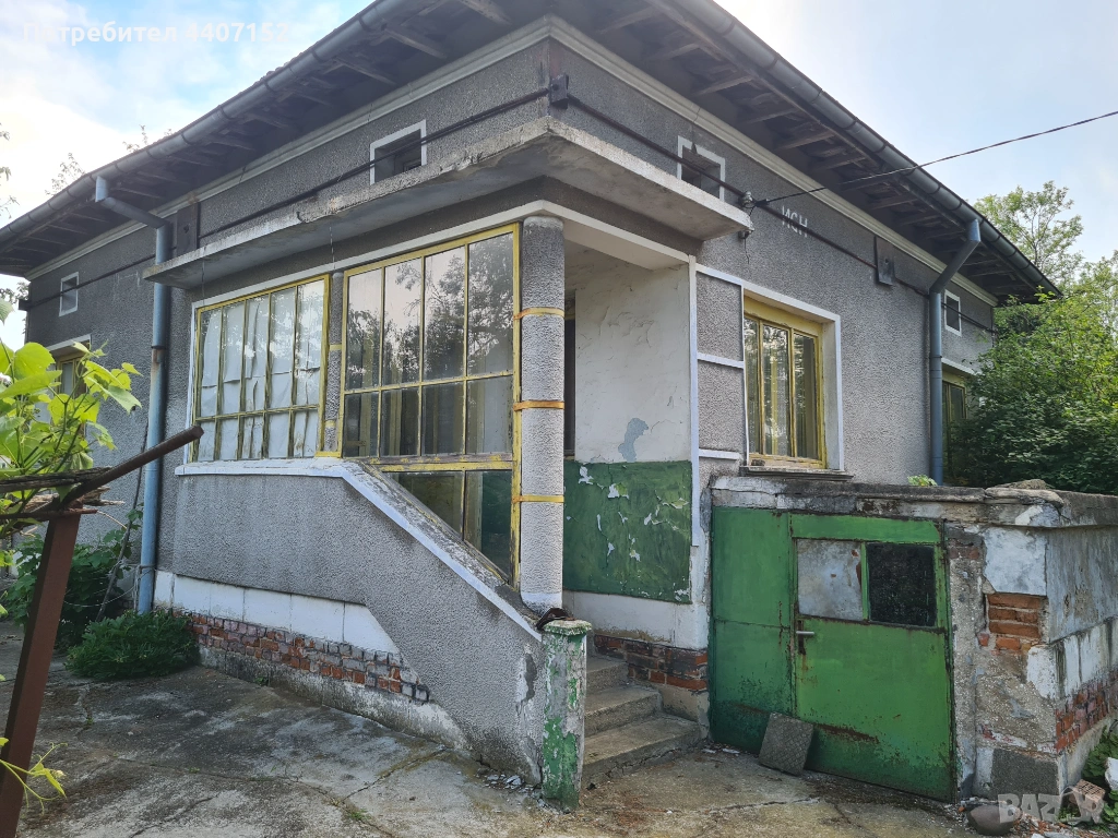 продава, снимка 1