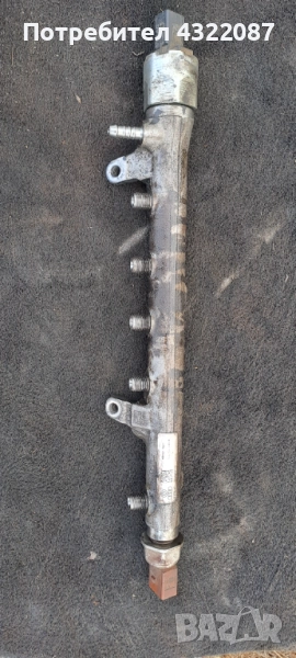 Горивен рейл / датчик / Регулатор Volkswagen Touran II 2011-2015 1.6 TDI 105к.с., снимка 1