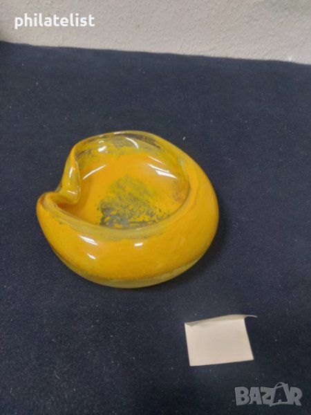 Пепелник - Цветно стъкло - Ново, снимка 1