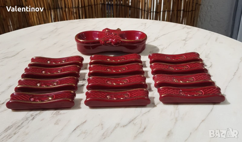 12 старинни керамични поставки за ножове + солница, снимка 1