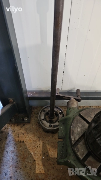 хидравличен универсал 160 с няколко комплекта челюсти, снимка 1