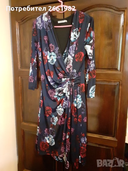 Красива рокля с рози, снимка 1