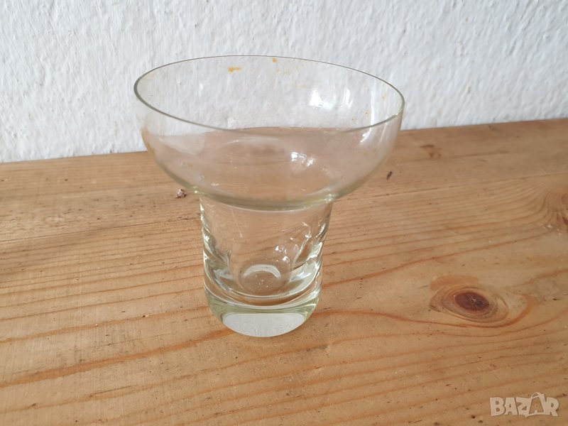 Продавам малка стъклена вазичка, снимка 1