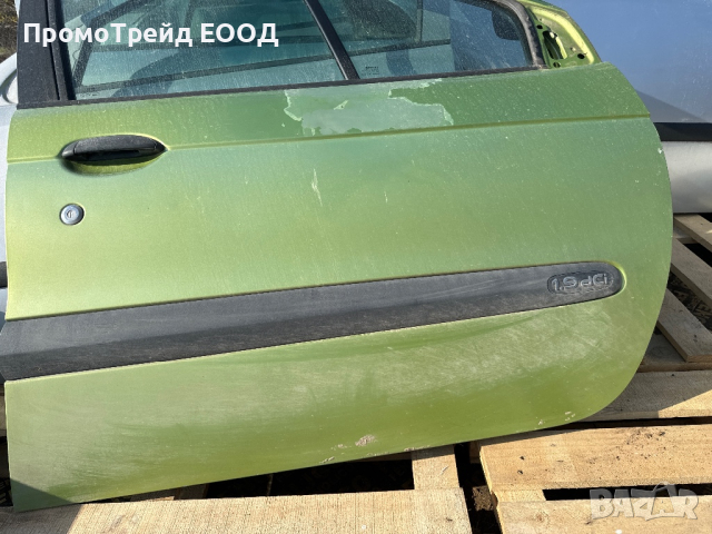 Предна дясна зелена врата Рено Сценик 1 Renault Scenic I, снимка 2 - Части - 44598587