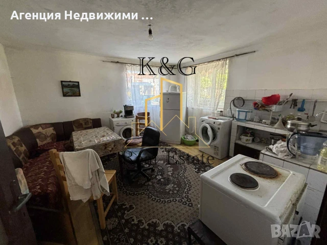 Тухлена на плоча къща в кв " Житница " , снимка 5 - Къщи - 50936003