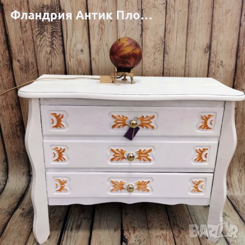 Скринче с три чекмеджета, бяло , снимка 5 - Скринове - 30907182