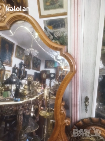 Масивно резбовано огледало от тоалетка. Всичко е ръчна изработка. Размери от снимките. Цена 250 лв и, снимка 5 - Колекции - 51491474