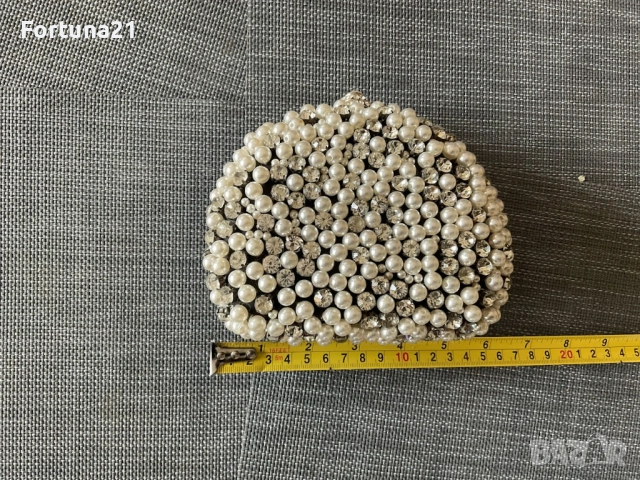 Дамска чанта - като нова, снимка 4 - Чанти - 53996302