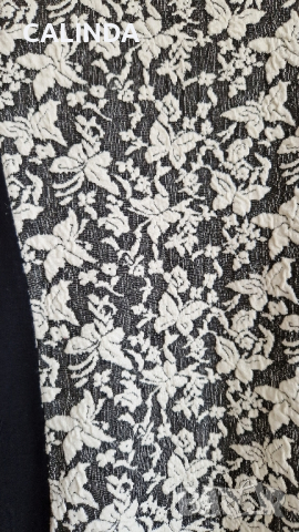 Reserved рокля по тялото с оптичен ефект и дантела, снимка 4 - Рокли - 44762063