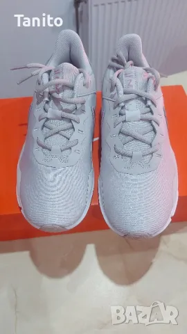 Нови оригинални дамски маратонки Nike , снимка 3 - Маратонки - 47907221