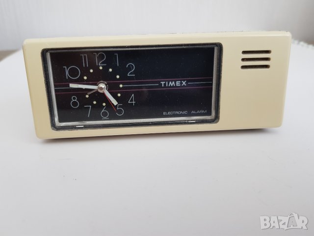Настолен японски мини кварцов будилник Timex, снимка 5 - Други - 33752001