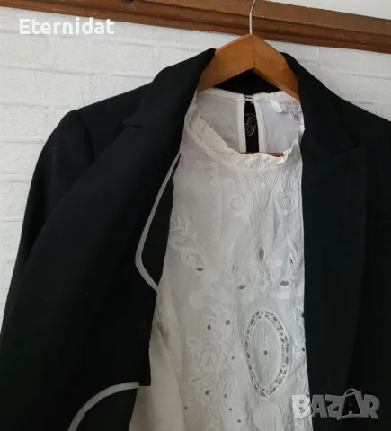 Черно сако MANGO и бяла винтич блузка , снимка 2 - Сака - 47962909