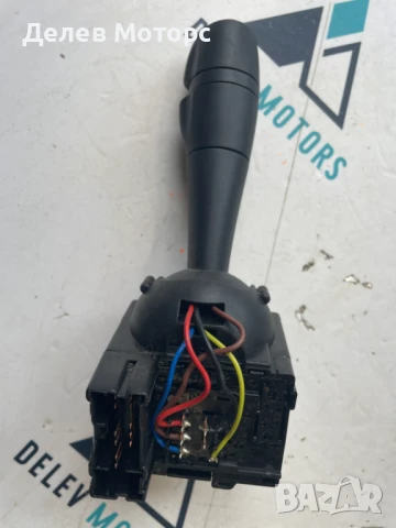 Лостче за фарове E10645396, халогени и мигачи за Dacia Dokker 1.2 TCe, двигател H5F402, 115 кс., снимка 2 - Части - 51048585