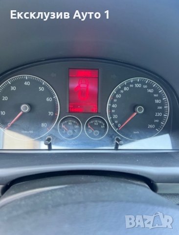 VW Touran 2.0 FSI, снимка 15 - Автомобили и джипове - 44274565