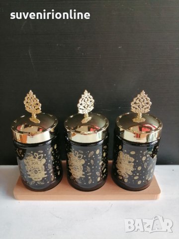 Тройка стъклени буркани на дървена стойка , снимка 6 - Аксесоари за кухня - 40034452