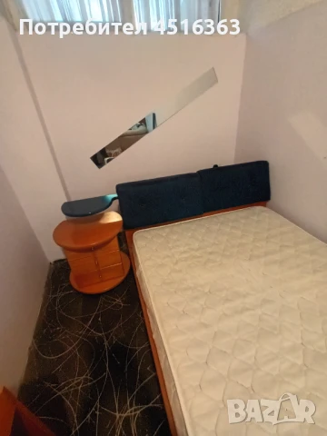 Спалня, снимка 2 - Спални и легла - 50821412