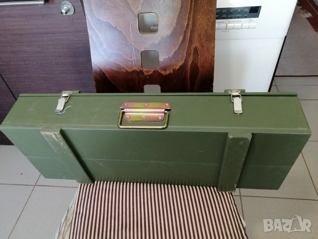 Дървен сандък /кутия за техника /, снимка 2 - Куфари с инструменти - 54245091