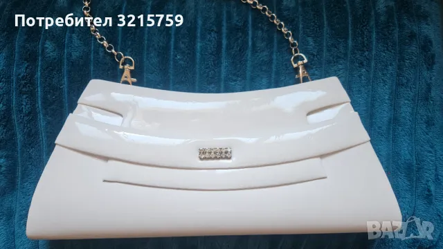 Дамска чанта клъч бяла