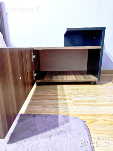 Спално обзавеждане - гардероб, тоалетка с огледало и нощни шкафчета , снимка 10 - Шкафове - 52185690