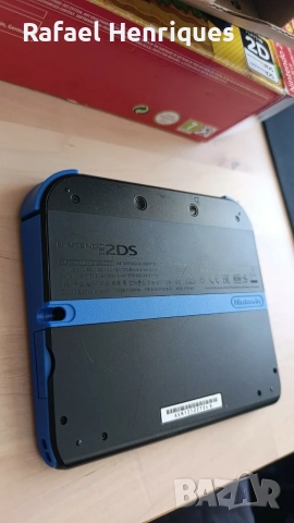 Nintendo 2DS пълен комплект в оригинална кутия, снимка 4 - Nintendo конзоли - 56154687
