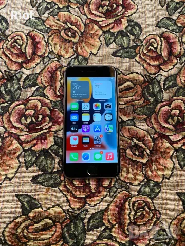 Продавам iPhone 6S