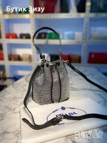 Дамска чанта Prada с камъни, 5 цвята , снимка 1 - Чанти - 40504978